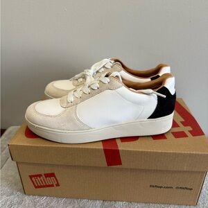 Fit‎ Flop Rally lace up black white sneakers 5.5 New